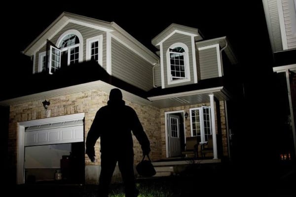 nhà thông minh chống trộm